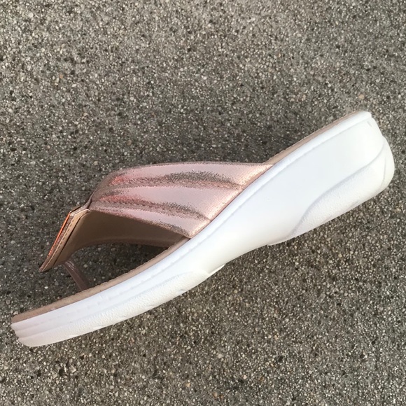 Champagne upper & white pu mini wedge sole SANDAL - Picture 4 of 4